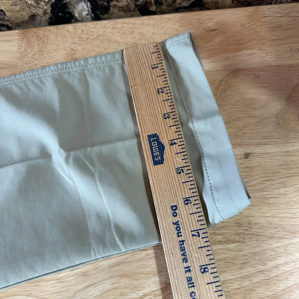 Under Armour Pants Mens 34x30 Tan Hiking Trail Golf Dress lightweight